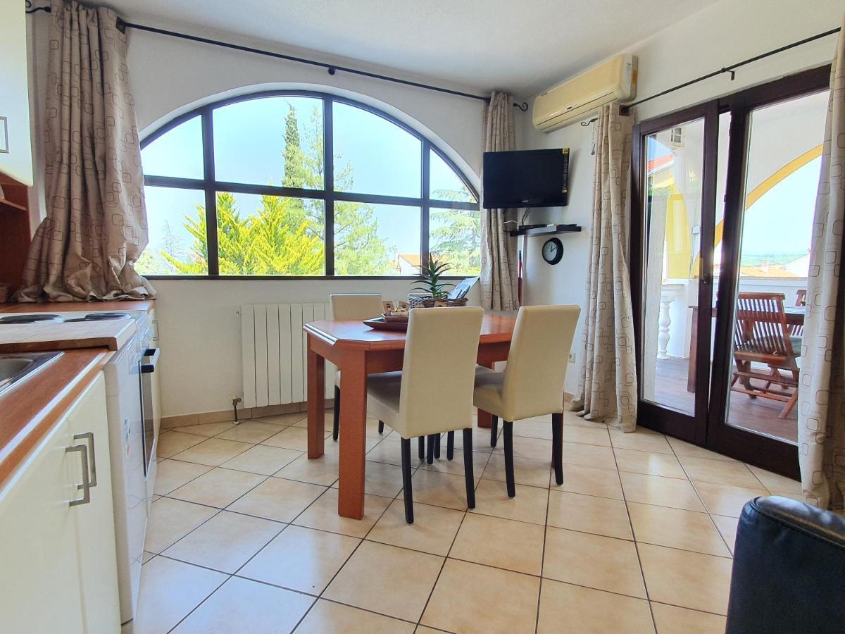Villa Flora مالينسكا الغرفة الصورة
